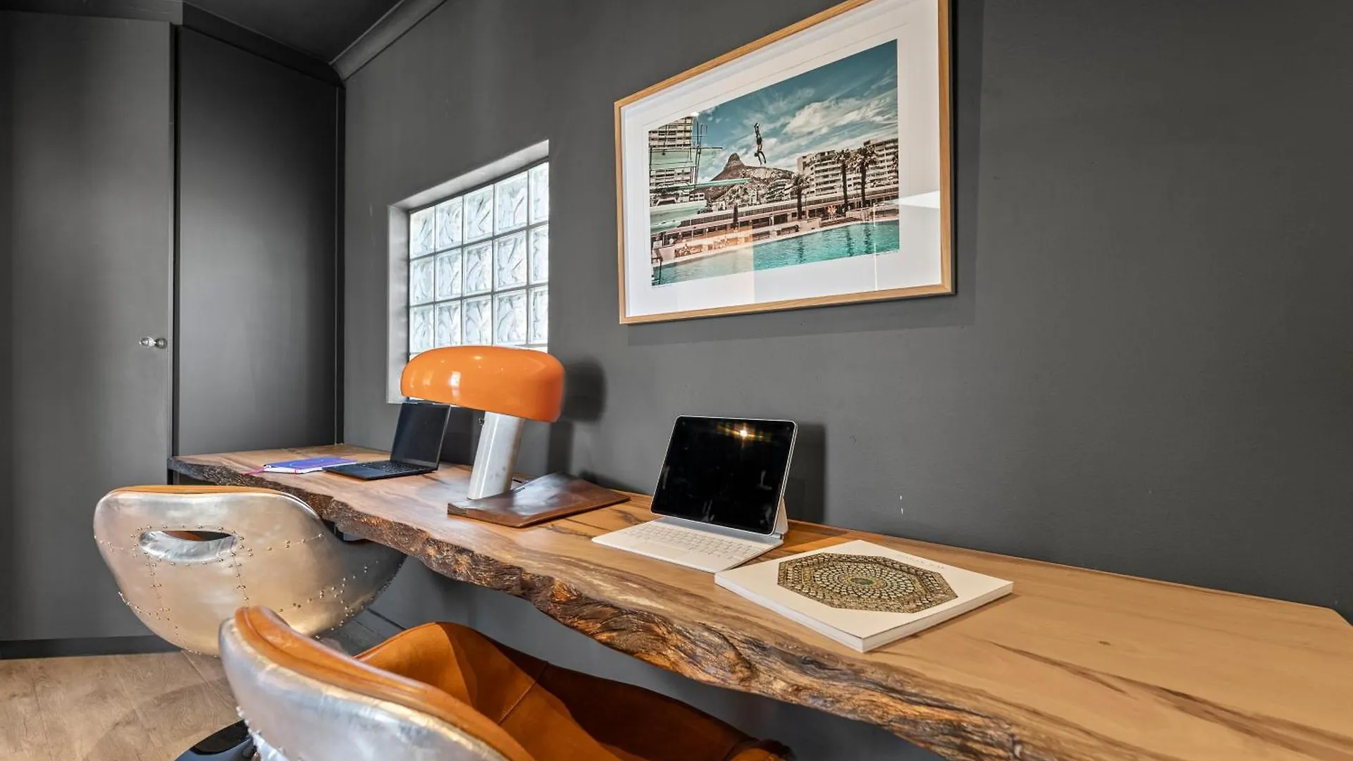 New! Kinvara Villa With Pool, Gym & Lion'S Head View Cape Town
