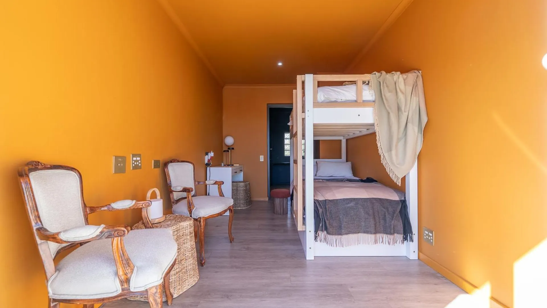 New! Kinvara Villa With Pool, Gym & Lion'S Head View Cape Town