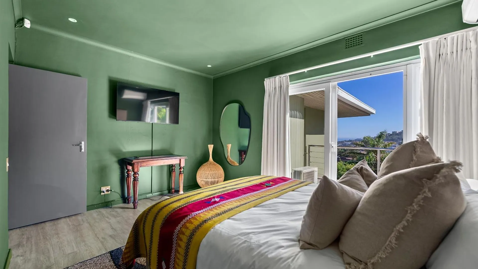 New! Kinvara Villa With Pool, Gym & Lion'S Head View Cape Town Güney Afrika